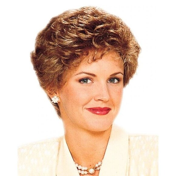 Revlon 6156 Lady Palm Beach Wig Color 16R NIB - Picture 2 of 5